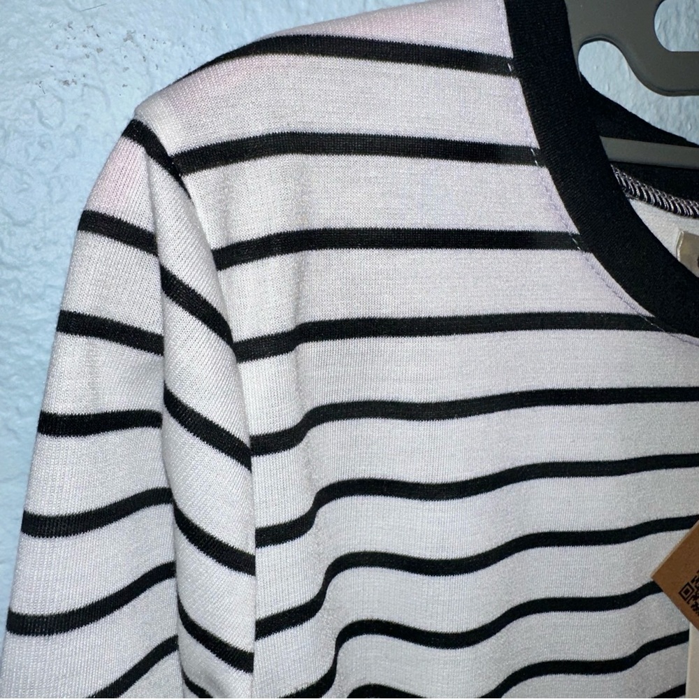 NEW WITH TAG Gumuxi Black and White Striped Midi Dress, Size M - Picture 6 of 10